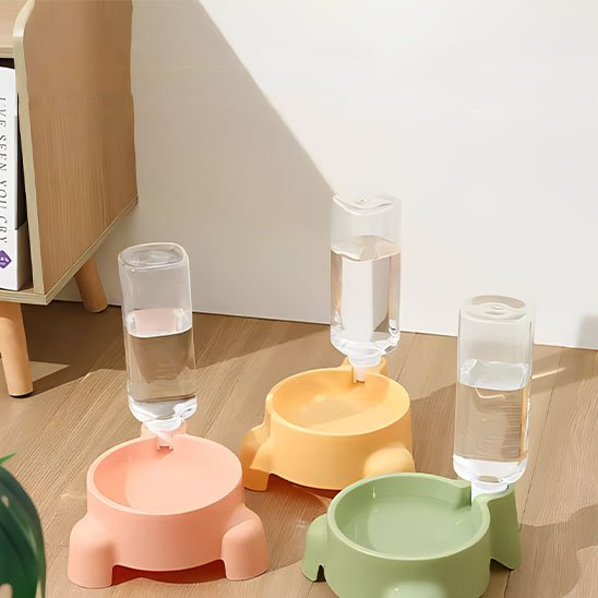 Distributeur eau chat differents coloris